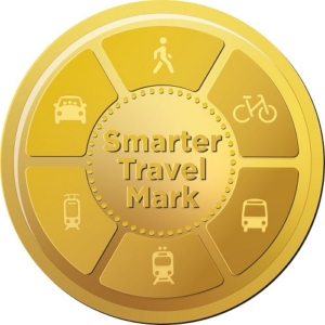 Gold Smarter Travel Mark