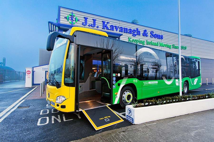 jj kavanagh bus 139 hybrid 900x600